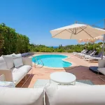 Casa Mel - Stylish 3-bed Townhouse With Pool كارفويرو