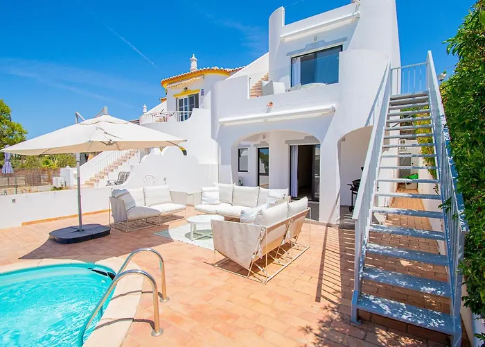 Casa Mel - Stylish 3-bed Townhouse With Pool Vakantiehuis Carvoeiro (Lagoa)