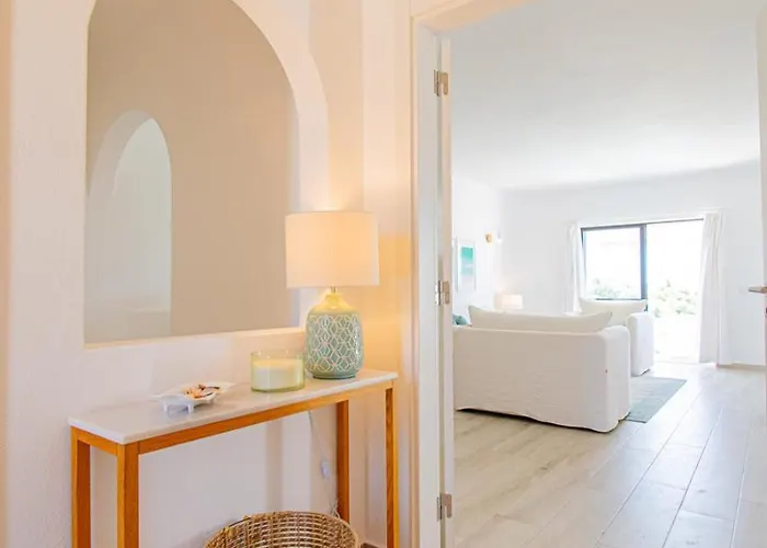 Casa Mel - Stylish 3-bed Townhouse With Pool