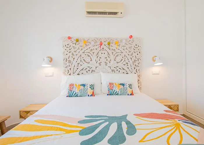 Casa Mel - Stylish 3-bed Townhouse With Pool Vakantiehuis