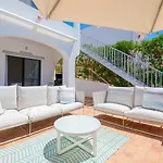 Casa Mel - Stylish 3-bed Townhouse With Pool Сasa de vacaciones