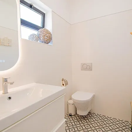 Casa Mel - Stylish 3-bed Townhouse With Pool Holiday home
