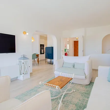 Holiday home Casa Mel - Stylish 3-bed Townhouse With Pool Carvoeiro (Lagoa)