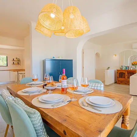 Casa Mel - Stylish 3-bed Townhouse With Pool Nyaraló