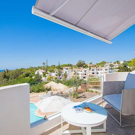 Casa Mel - Stylish 3-bed Townhouse With Pool Hébergement de vacances *